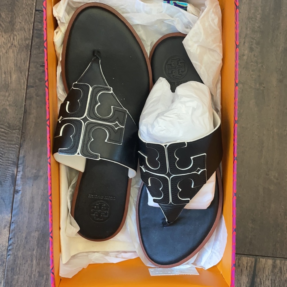 Tory Burch Jaime Logo Sandal black and white. Worn once